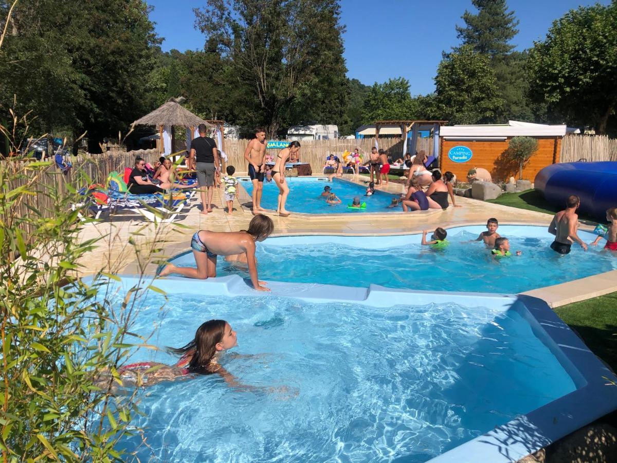 Camping Paradis Family Des Issoux Lalevade-dʼArdèche المظهر الخارجي الصورة
